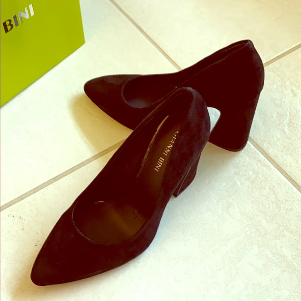Gianni Bini Black Suede Pointed Toe Block Heel Pumps